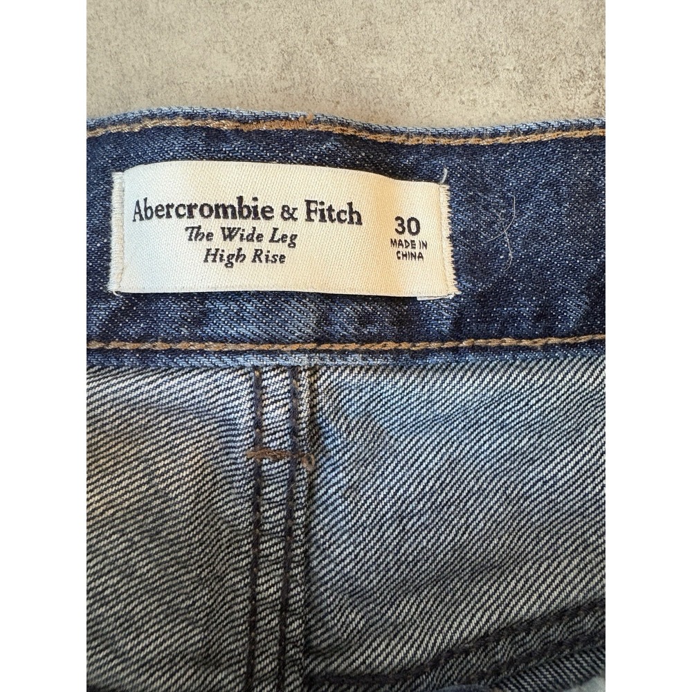 Abercrombie & Fitch The Wide Leg High Rise Jeans Women's Size 30 Dark Wash Denim - Picture 3 of 7